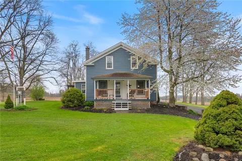 1366 Lake Rd, Conquest, NY 13033