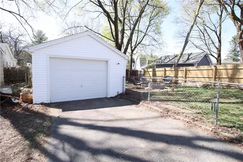 29 Dewey Ave, Irondequoit, NY 14617 photo 23