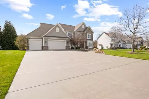 1479 Providence Dr, Webster, NY 14580