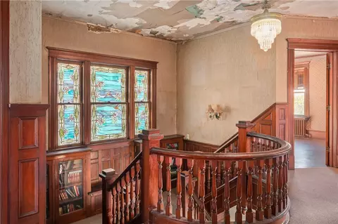 Entry Way - 616 E Main St, Cobleskill, NY 12043 photo 5 of 8