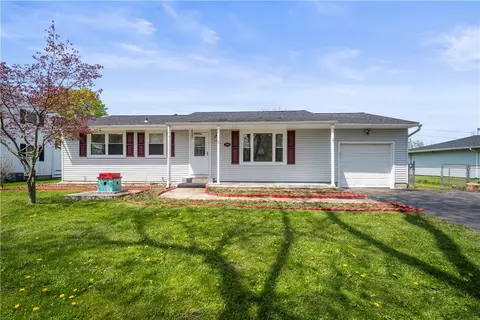 201 Vollmer Pkwy, Rochester, NY 14623