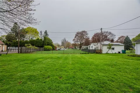 284 Pine Grove Ave, Irondequoit, NY 14617 photo 21