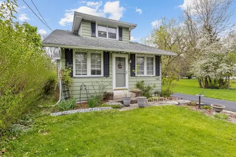 162 Furlong Rd, Rochester, NY 14623
