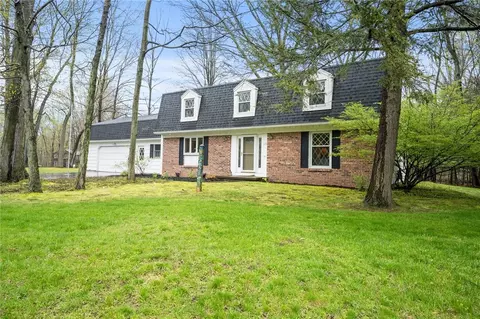 1239 Stockbridge Rd, Webster, NY 14580