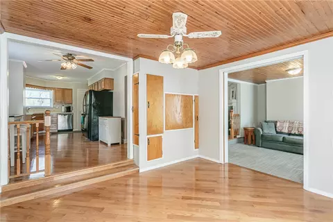 489 List Ave, Irondequoit, NY 14617 photo 8