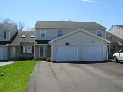 5755 Running Brook Rd, Farmington, NY 14425