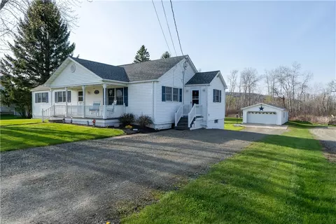 2169 Michigan Rd, Wayland, NY 14572