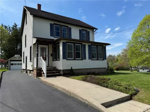 14 Highland St, Auburn, NY 13021