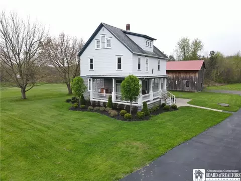 12313 Hanover Rd, Hanover, NY 14136