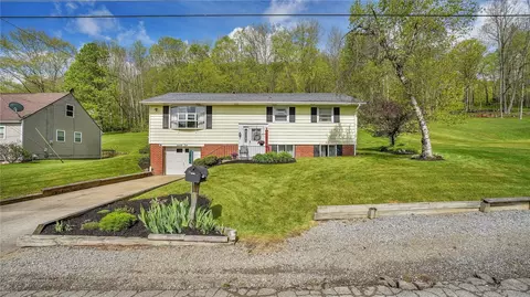 72 Rodgar Ln, Bradford, PA 16701