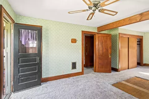 89 Doris Rd, Irondequoit, NY 14622 photo 17