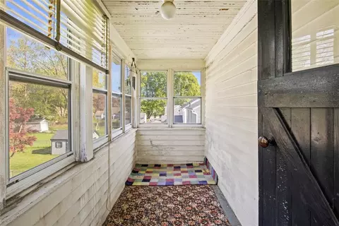 89 Doris Rd, Irondequoit, NY 14622 photo 18