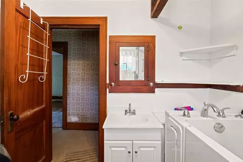 89 Doris Rd, Irondequoit, NY 14622 photo 21