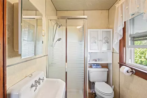 89 Doris Rd, Irondequoit, NY 14622 photo 13