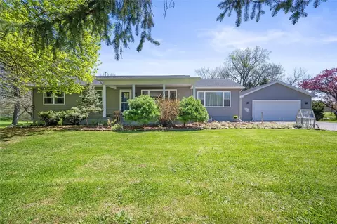 1222 Wayneport Rd, Macedon, NY 14502
