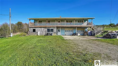 1269 Abbott Rd, Lyndon, NY 14727