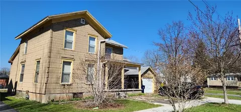 2 Daniels St, Seneca Falls, NY 13148