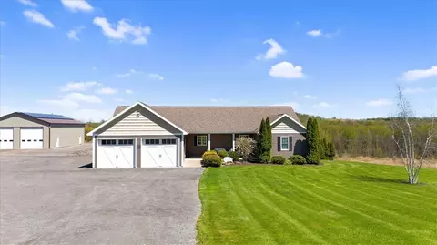 2702 Maple Ave, Palmyra, NY 14522