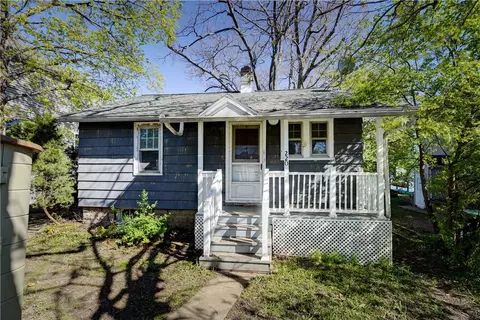 220 South Dr, Greece, NY 14612
