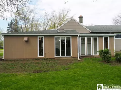 637 Brigham Rd, Dunkirk, NY 14048 photo 8