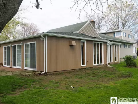 637 Brigham Rd, Dunkirk, NY 14048 photo 9