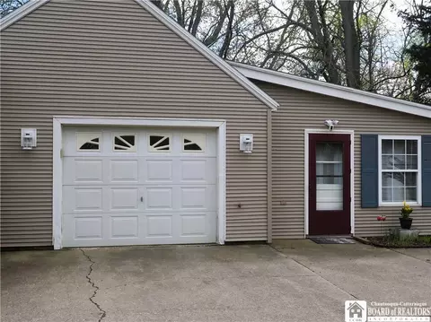 637 Brigham Rd, Dunkirk, NY 14048 photo 5