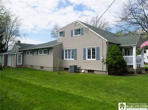 637 Brigham Rd, Dunkirk, NY 14048 photo 10