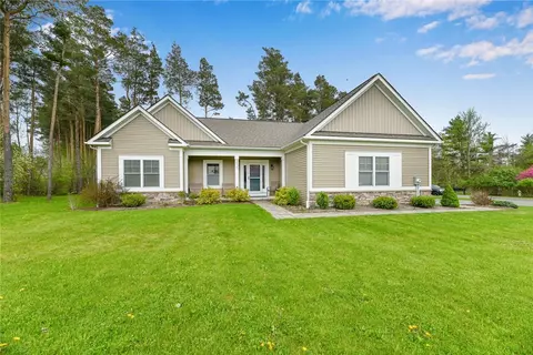5521 Hagen Trl, South Bristol, NY 14424