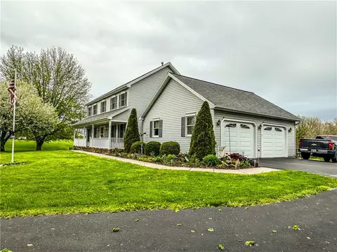 4140 County Line Rd, Walworth, NY 14502