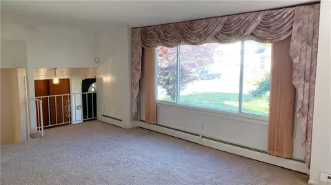 836 Helendale Rd, Irondequoit, NY 14609 photo 6