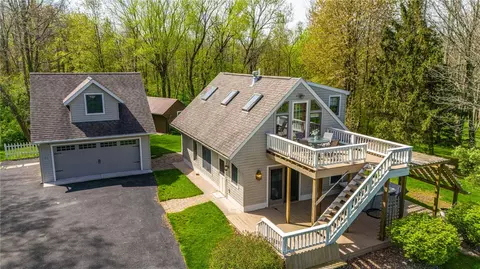11354 Leone Dr, Huron, NY 14590