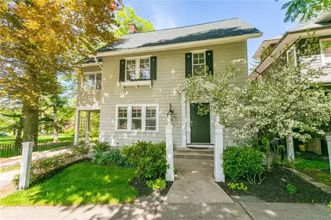 734 Mount Hope Ave, Rochester, NY 14620