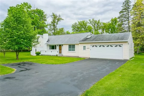 2892 Atlantic Ave, Penfield, NY 14526