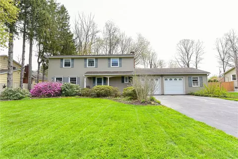 151 Havenshire Rd, Rochester, NY 14625