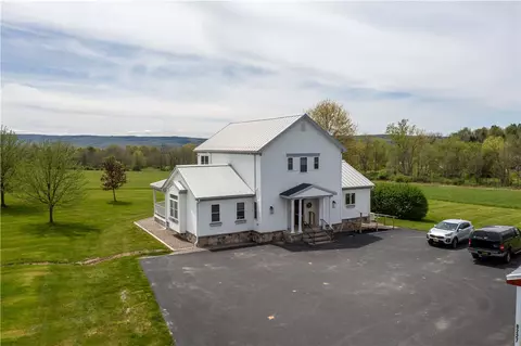 8227 Us Rt 20a, Richmond, NY 14471