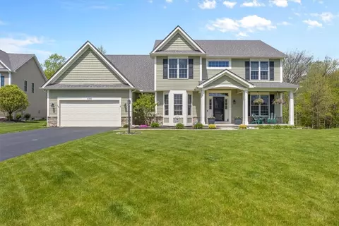 1080 Shallow Brk, Webster, NY 14580