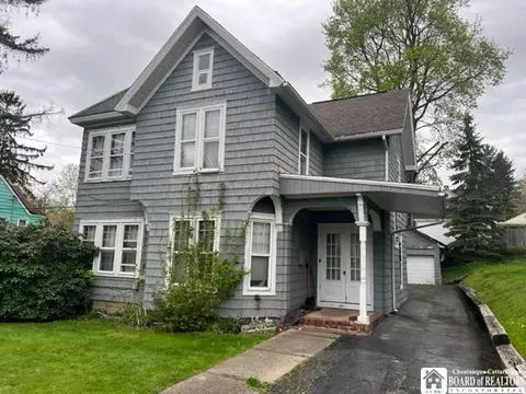 29 Van Buren St, Jamestown, NY 14701