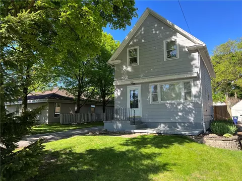 1881 Hudson Ave, Irondequoit, NY 14617