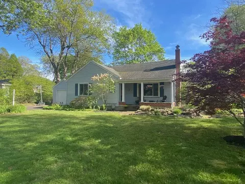 223 Winfield Rd, Irondequoit, NY 14622 photo 2