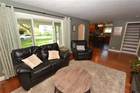 223 Winfield Rd, Irondequoit, NY 14622 photo 12