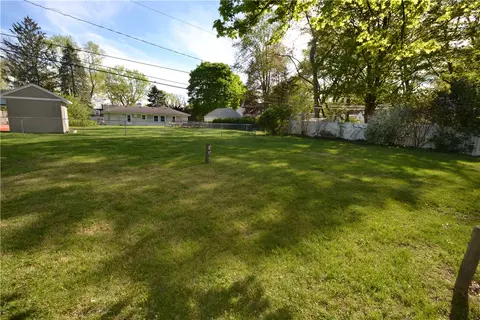 223 Winfield Rd, Irondequoit, NY 14622 photo 39