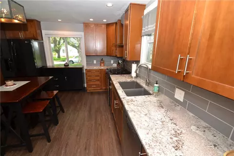 223 Winfield Rd, Irondequoit, NY 14622 photo 20