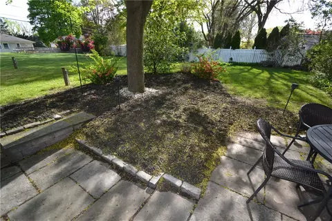 223 Winfield Rd, Irondequoit, NY 14622 photo 37