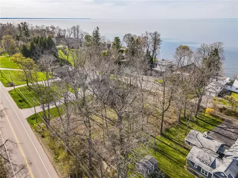 1056 Lake Rd, Webster, NY 14580 photo 11