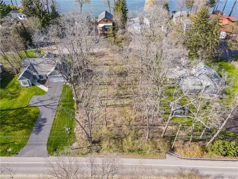 1056 Lake Rd, Webster, NY 14580 photo 14