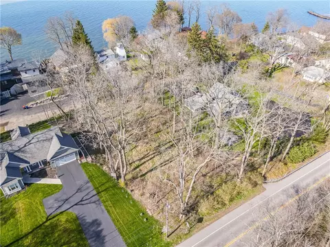 1056 Lake Rd, Webster, NY 14580 photo 13