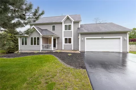 318 Webster Rd, Webster, NY 14580