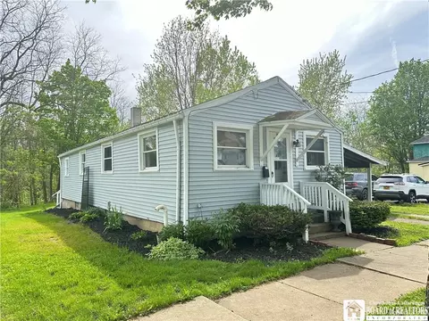 149 Eagle St, Pomfret, NY 14063