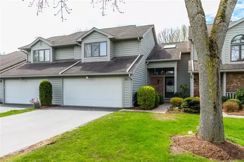 30 Ellington Cir #PVT, Greece, NY 14612