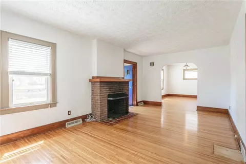 232 Brandon Rd, Irondequoit, NY 14622 photo 3